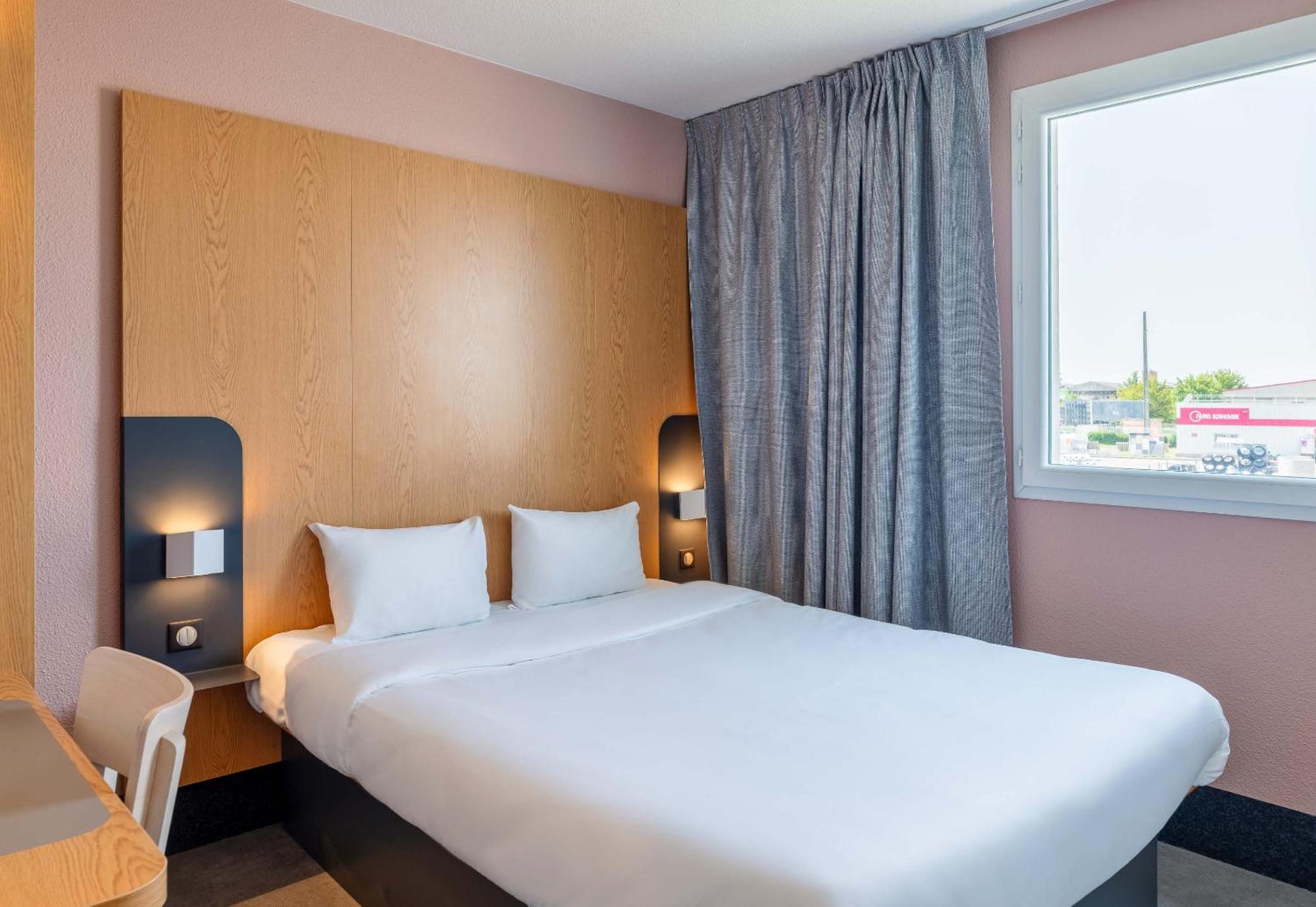 B&B Hotel Lyon Eurexpo Chassieu Zewnętrze zdjęcie